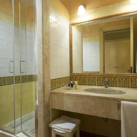 Tranquil Lantana 2 Bedroom For 7 People * Pula