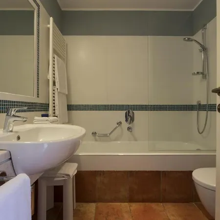 Tranquil Lantana 2 Bedroom For 7 People Pula